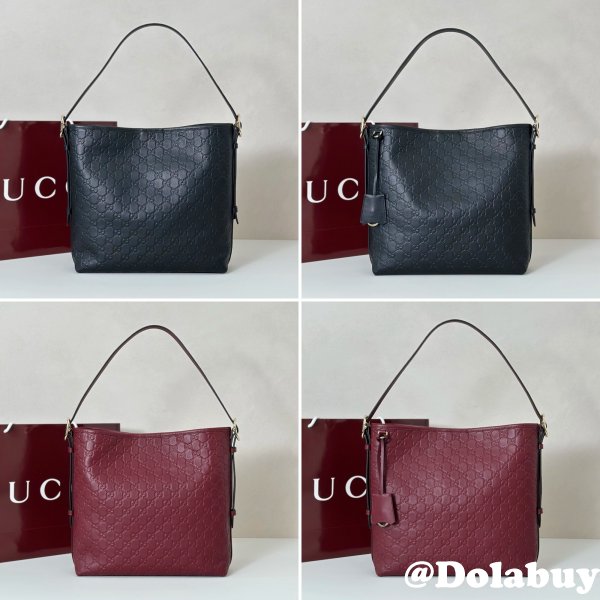 Gucci GG Emblem Medium Shoulder 847452 Bag
